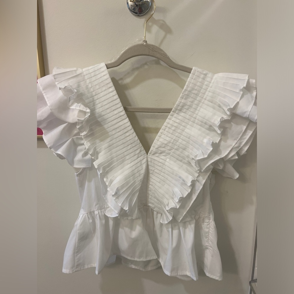 Boutique White Ruffle Blouse